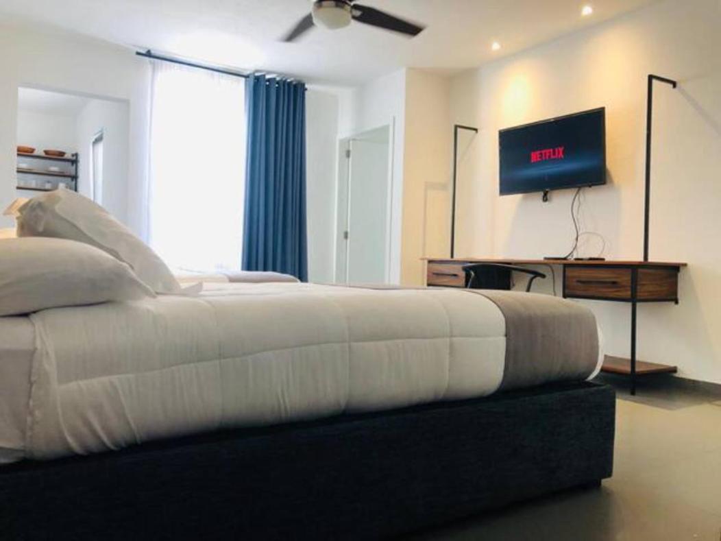 Urban Gran Plaza Aparthotel Zapopan Luaran gambar