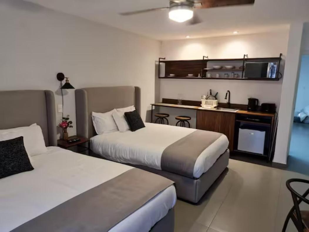 Urban Gran Plaza Aparthotel Zapopan Luaran gambar